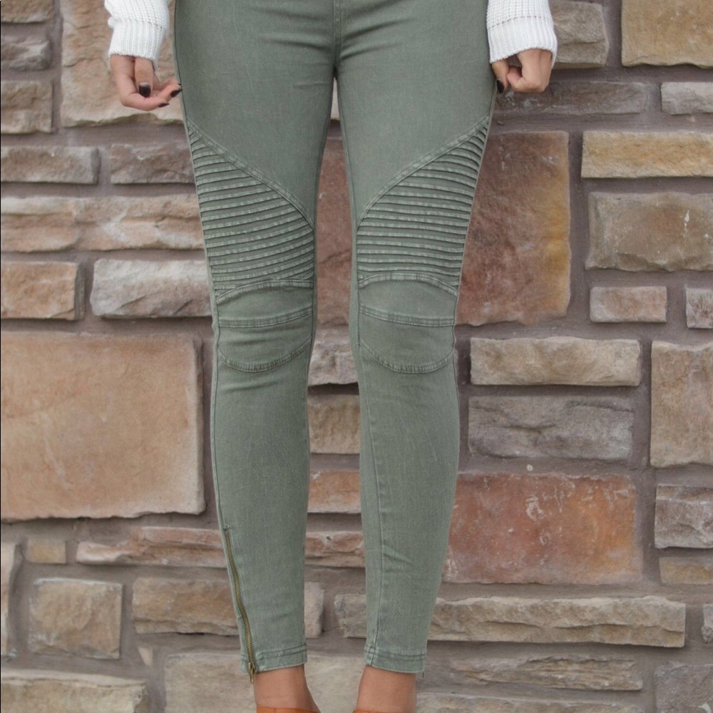 NWT olive moto jeans